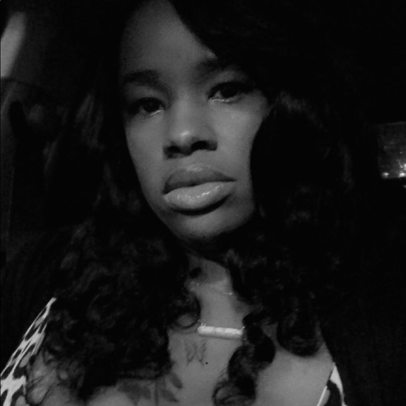 Meet your Posher, Victoria - Picture 1 of 1